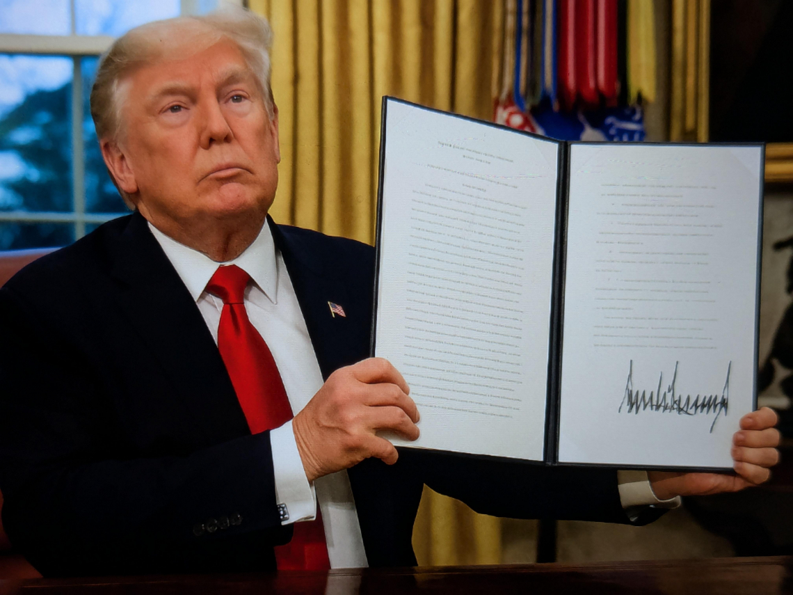 日本關稅15%不是15%...經濟再生大臣急飛美國：他們給承諾了！認知不同被拐？評論家稱「因為他」